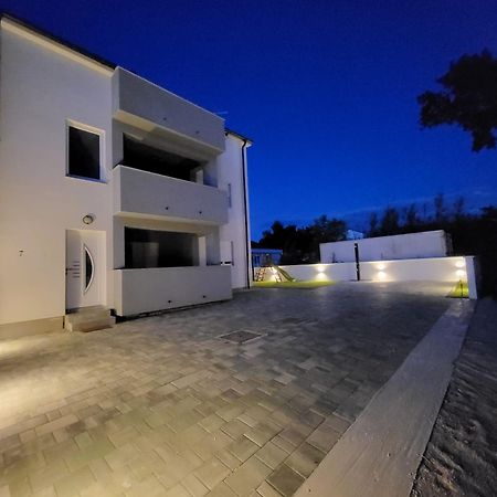 Apartmani Franka Privlaka  Zewnętrze zdjęcie