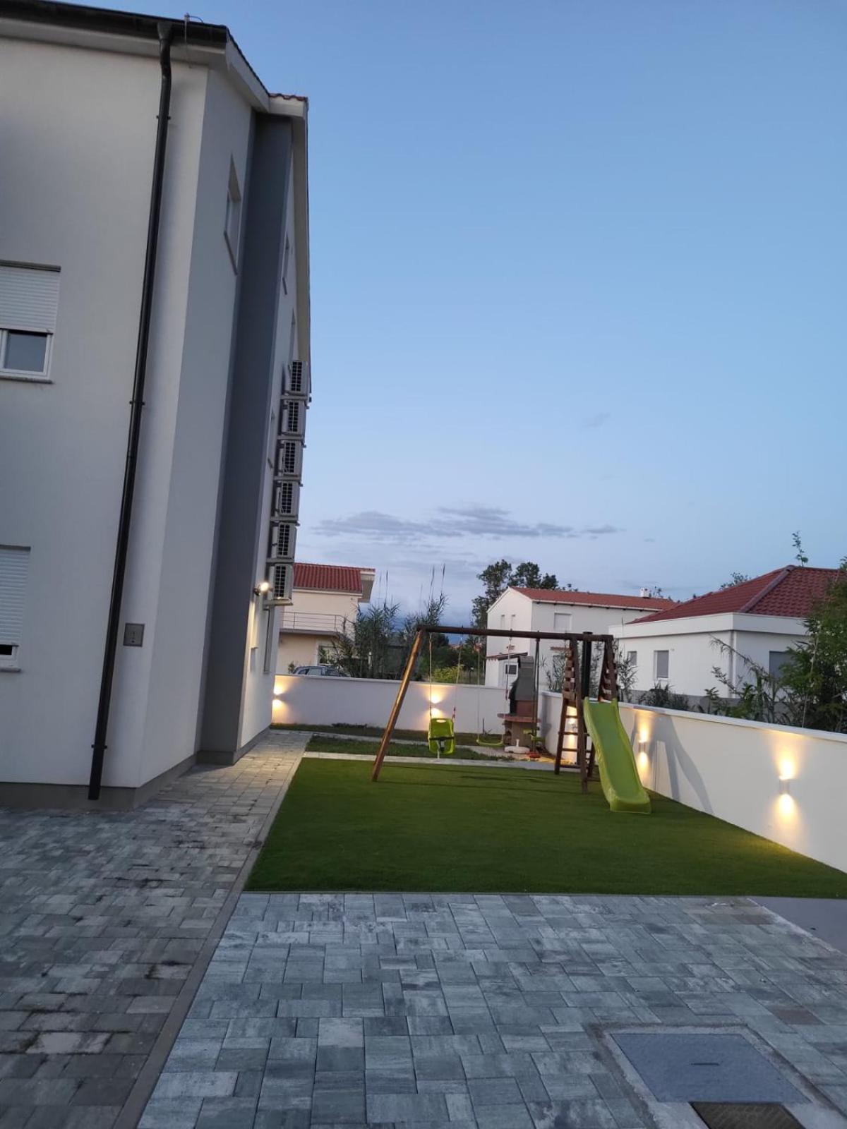 Apartmani Franka Privlaka  Zewnętrze zdjęcie